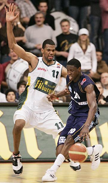 双方达成一 双方达成一