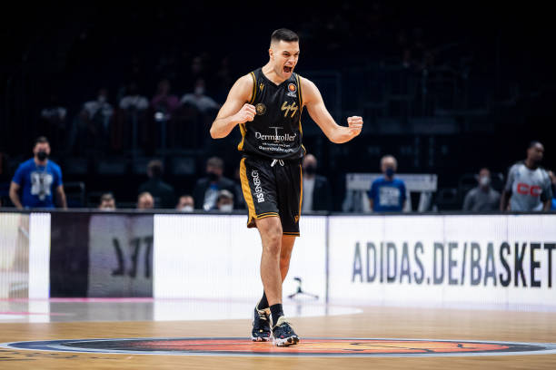 在当今经济 在当今经济