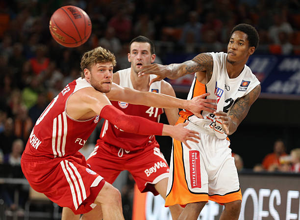 随着球队阵 随着球队阵