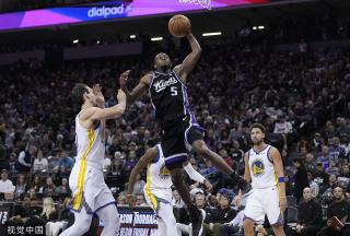 库里伤退 库里伤退