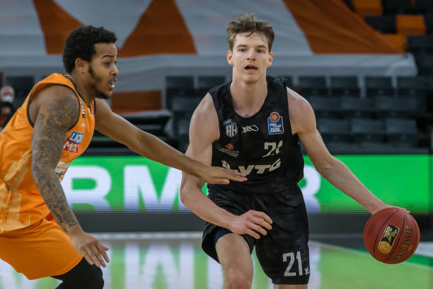 在整个NB 在整个NB